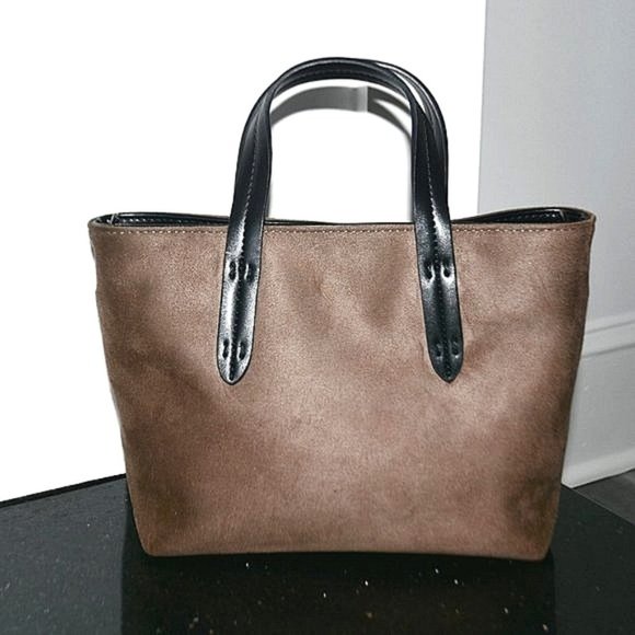 Neiman Marcus Handbags - NEIMAN MARCUS // Faux Suede Crossbody Tote Bag